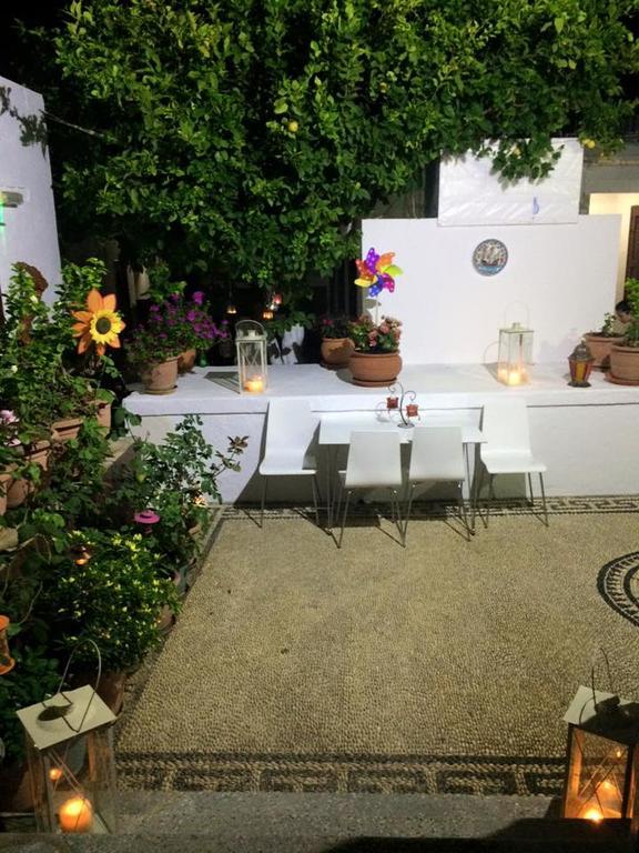 Villa Elena Líndos Eksteriør billede